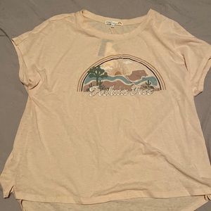 Cute graphic t-shirt.
